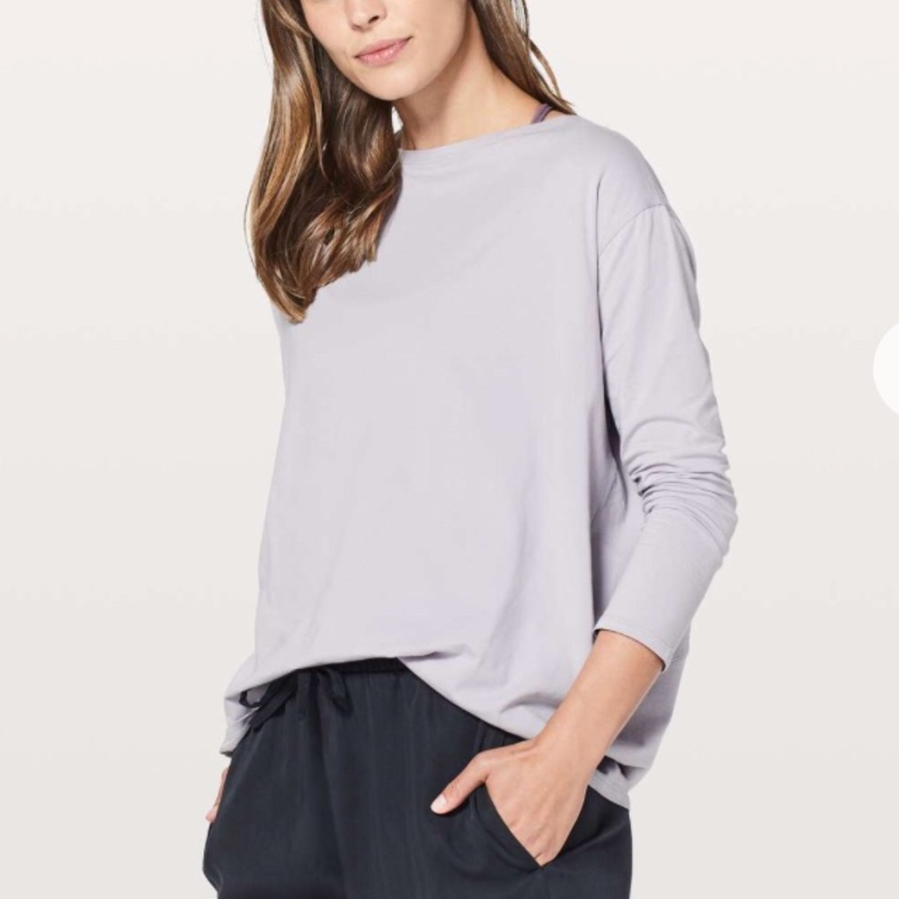 Lululemon 6 Back In Action Long Sleeve
